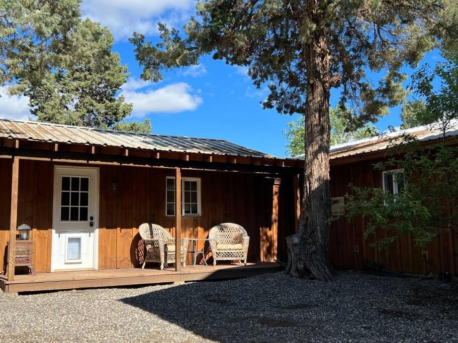Eclectic Farm Stay Near Redmond Exterior foto